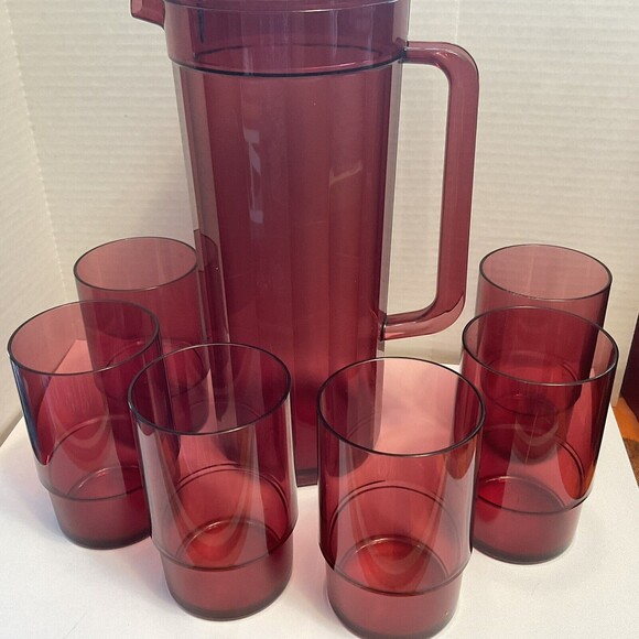 Vintage Tupperware Cranberry Red Ruby Acrylic Pitcher Cups Set Preludio Rare - Picture 3 of 9